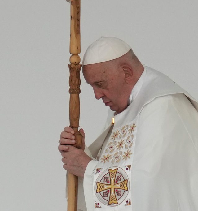 Papstbesuch / Atheisten und Freidenker hinterfragen Kosten und Rolle des Großherzogs