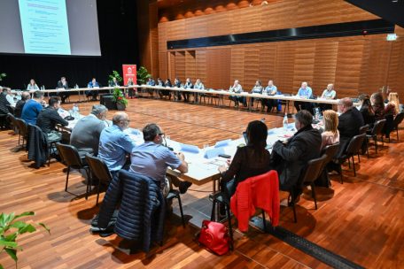 Düdelingen / Gemeinde organisiert Rundtischgespräch mit Wirtschaftsvertretern