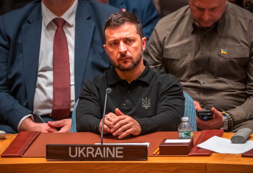 Ukraine-Konflikt / Selenskyj fordert Frieden durch Druck auf Russland