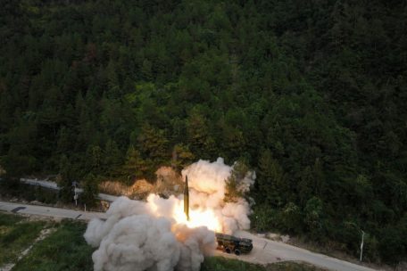 Militär / China testet Interkontinental-Rakete im Pazifik