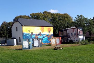 Bauschleiden / Europas Werte auf einer Häuserwand