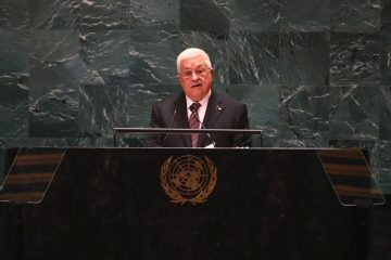 Nahost / Palästinenserpräsident Abbas fordert Stopp der Waffenlieferungen an Israel