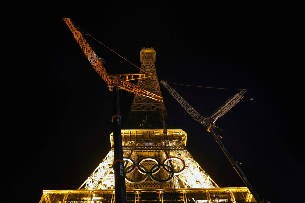 Stahl-Recycling / Olympische Ringe vom Eiffelturm werden in Luxemburg weitergenutzt