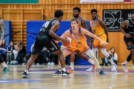 Basketball / Warum das Comeback von Tom Konen „schwieriger als erwartet“ ist