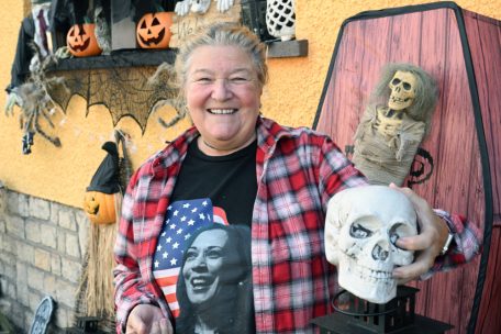 Esch / Nachbarin ruft Polizei wegen Halloween-Deko