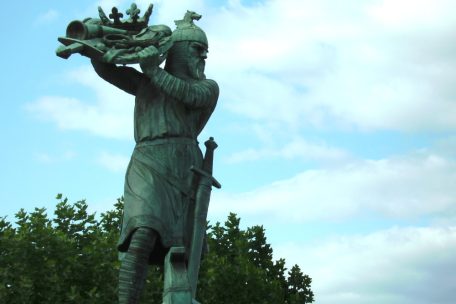 Bronze-Plastik von Johannes Hirt (1905) von Hagen von Tronje