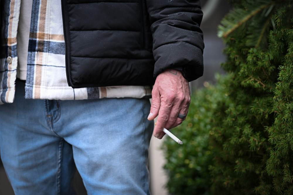 Weg mit den Kippen / Petition fordert Rauchverbot an allen öffentlichen Plätzen in Luxemburg 