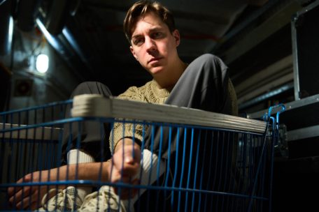 Interview / Schauspieler Max Gindorff über Debattenkultur auf der Bühne und Diskriminierung hinter den Kulissen