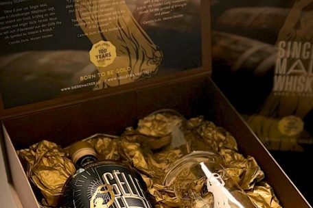 Die Whiskys von Camille Duhr gibt es auch in exklusiven Geschenkboxen