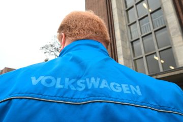 Deutschland / VW will laut Betriebsrat mindestens drei Werke schließen – zehntausende Arbeitsplätze betroffen