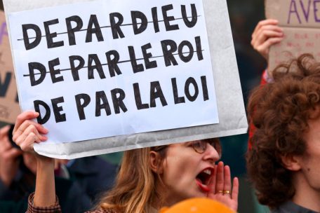 Paris / Prozess gegen Depardieu wegen mutmaßlicher sexueller Übergriffe auf März verschoben