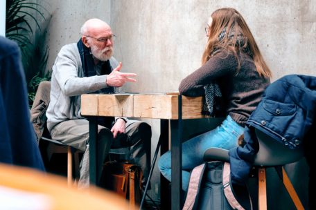 Internationaler Tag der älteren Menschen / Wie GoldenMe sich für die digitale Inklusion von älteren Menschen einsetzt