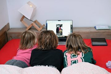 Bildung / Kampagne für eine „gesunde Screen-Life-Balance“ der Kinder gestartet