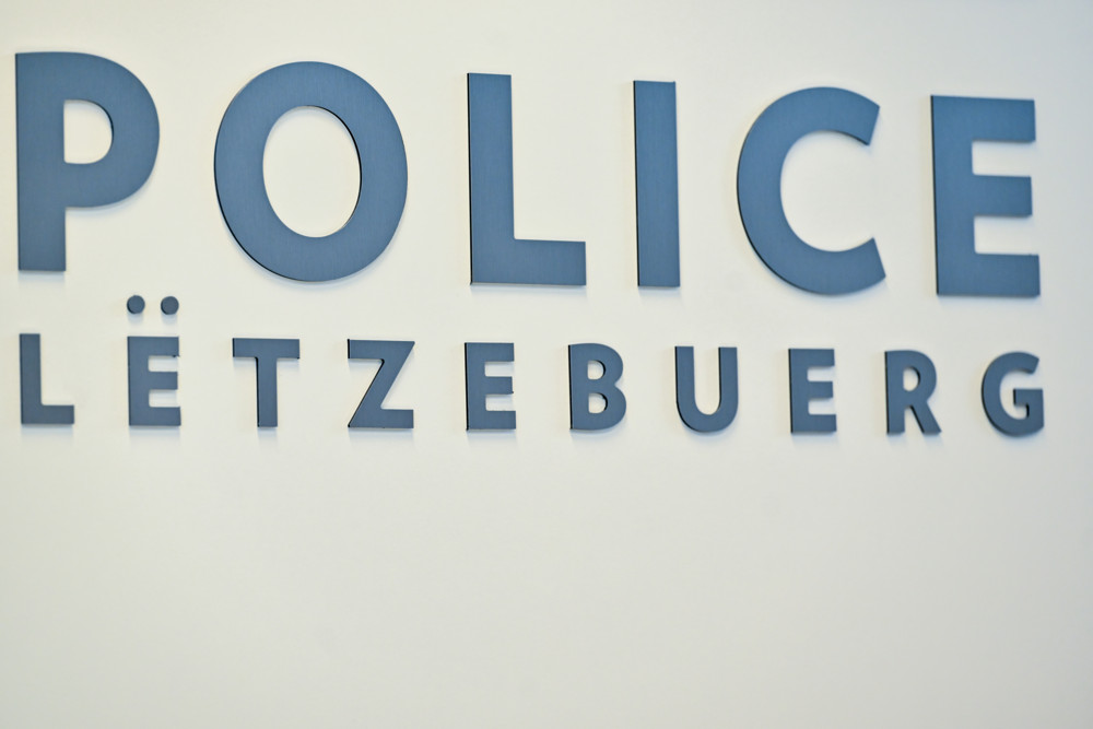 Innenminister / Schuss löst sich auf Escher Polizeistation – Vorfall laut Gloden „individueller Bedienungsfehler“