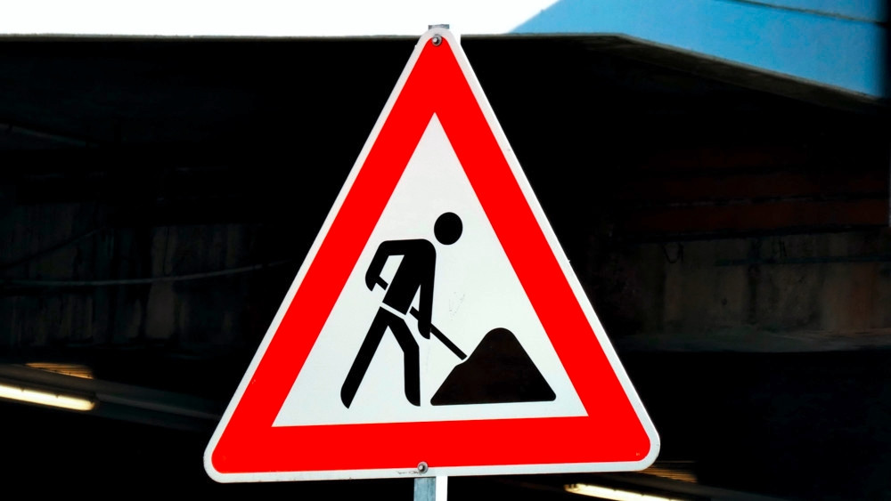 Autobahn A1 / Straßenbauverwaltung meldet Sperrungen an Anschlussstelle Senningerberg ab Freitag
