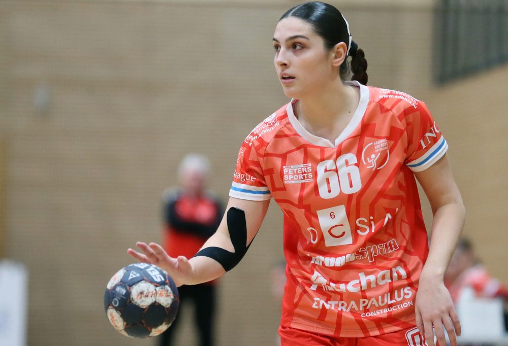 Handball / Die Red-Boys-Frauen mussten sich ihre Europapokal-Premiere doppelt verdienen