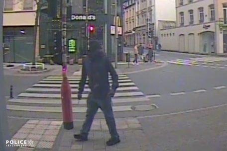 Wer kennt diese Person? / Nach Messerattacke im Luxemburger Bahnhofsviertel: Polizei sucht Zeugen
