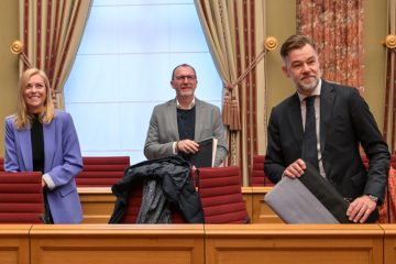 Sozialpolitik / Caritas-Kuddelmuddel: LSAP bedauert Abwesenheit verantwortlicher Akteure 