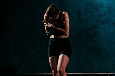 Le travail corporel est important dans la boxe et sur scène, dit Duval