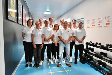 Das Team des CMDS (v.l.n.r.): Dr. Aurélie Theis, Myriam Jacobs, Dr. Eric Sitte, Jérôme Huvet, Dr. Arnaud Sitte, Elodie Balmas, Adrien Ferino, Dr. Denis Langinier, Perrine Gillot, Benjamin Chassin und Arnaud Stein