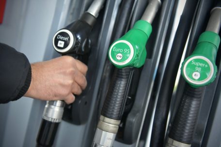 Spritpreise / 98er-Benzin wird am Dienstag 4 Cent teurer