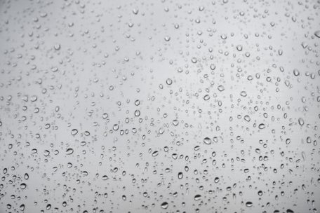 Warnstufe Orange / Steigende Pegel ab Mittag: Zelle zur Bewertung des Unwetterrisikos warnt vor Hochwasser