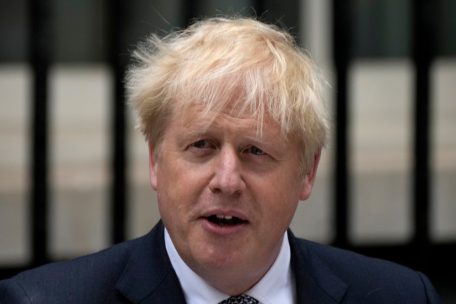 Großbritannien / Ex-Premier Johnsons Memoiren überschatten den Nachfolgekampf in der konservativen Partei