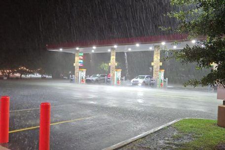 In St. Augustine an Floridas Ostküste schickt Milton am Mittwochmorgen bereits Vorboten voraus