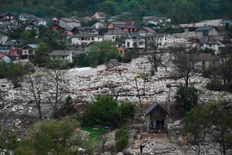 Bosnien / Wirtschaftliche Folgeschäden der Hochwasserkatastrophe machen zu schaffen