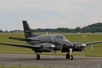 USA / Pilot erleidet Herzinfarkt – Ehefrau landet Flugzeug