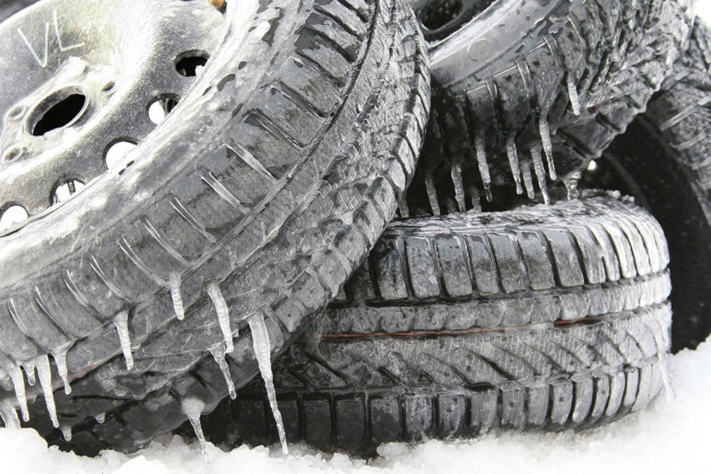 Luxemburg / Fast die Hälfte der Winterreifen-Verstöße stammt von ausländischen Fahrzeugen