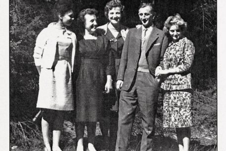 Jeannine (links) mit ihrer luxemburgischen Familie: Onkel, Tante und Cousinen