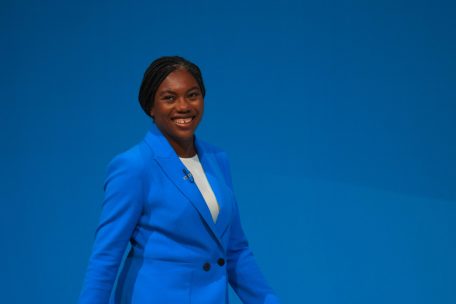 Großbritannien / Neue Chefin führt britische Konservative auf Rechtskurs