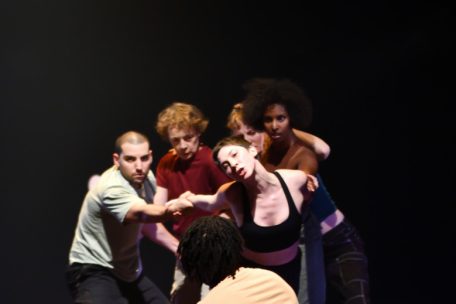 Que reste-t-il de la mise en sc&egrave;ne antique?