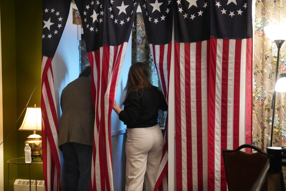US-Wahl / Trump oder Harris? Wahltag in den USA hat begonnen