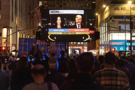 Wahlen / Zähes Rennen in den USA: Auszählung läuft –Trump stark in wichtigen Bundesstaaten