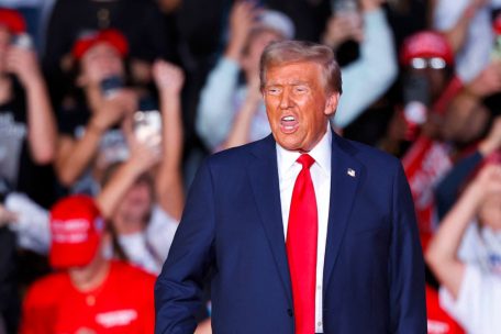 Politflüsterer / Genug von Krieg und Krisen: Auf der Suche nach besseren Zeiten