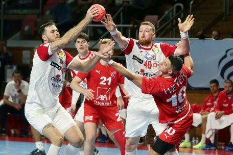 Handball-Nationalmannschaft / Zwischen Klassenunterschied, Komplimenten von Bundesliga-Spielern und Zuversicht