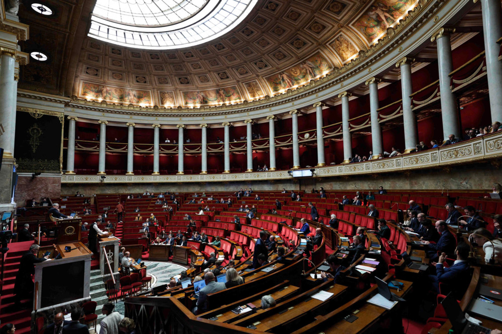 France / Débat budgétaire irréel à l’Assemblée … en attendant le 49-3