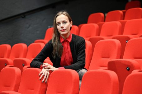 Agata Tomšič von ErosAntEros hat bereits in „Confini“ gespielt