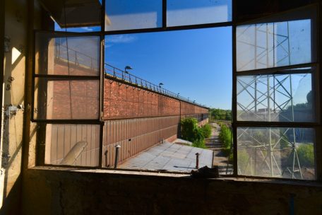 Blick aus dem Fenster auf die Halle A