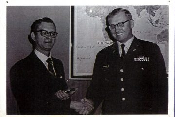 E Bléck duerch d’Lëns / „Bin der glücklichste Mann in der US-Armee“ – Von Kayl in die USA und wieder zurück. Eugene Swartz (1923-2010) Teil 2/2 