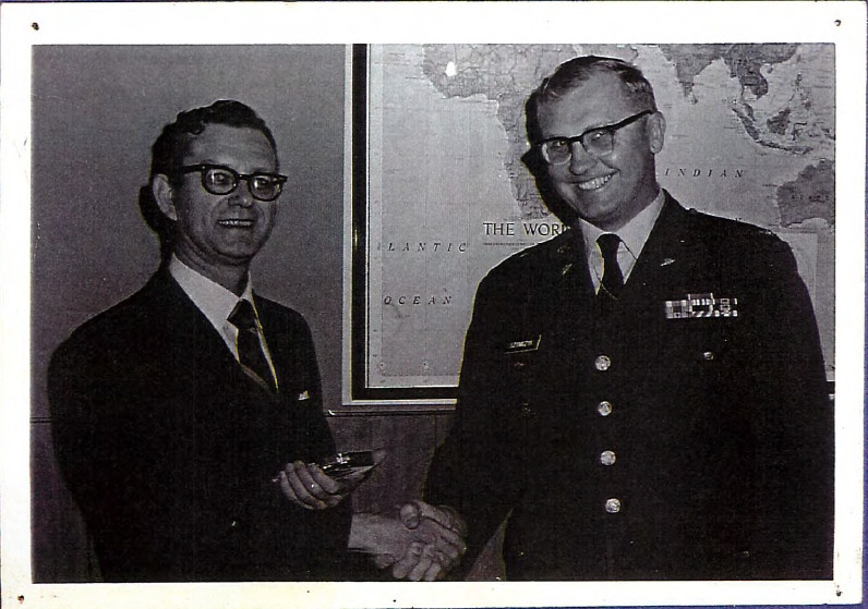 E Bléck duerch d’Lëns / „Bin der glücklichste Mann in der US-Armee“ – Von Kayl in die USA und wieder zurück. Eugene Swartz (1923-2010) Teil 2/2 