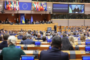 EU-Parlament / Sitzung mit ukrainischem Präsidenten zum 1.000 Kriegstag
