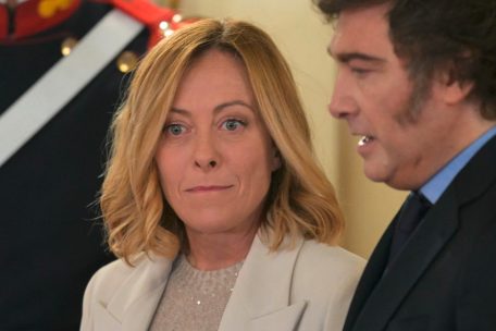 Editorial / Wie es die italienische Rechte schafft, selbst sexualisierte Gewalt für ihre Zwecke zu nutzen