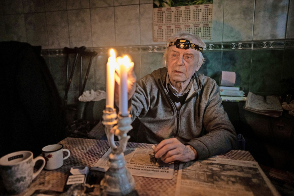 Ukraine / Hunderttausende Menschen nach russischen Luftangriffen ohne Strom