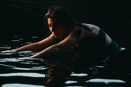 Am Freitag / Letztes Jahr in Marienbad: Avant-Pop-Künstlerin Julia Holter kommt nach Düdelingen