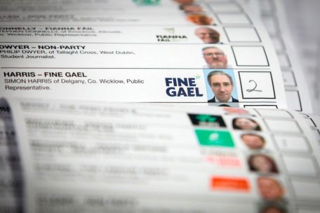 Irland / Festhalten an Bewährtem: Aus der Parlamentswahl sind die großen Regierungsparteien gestärkt hervorgegangen