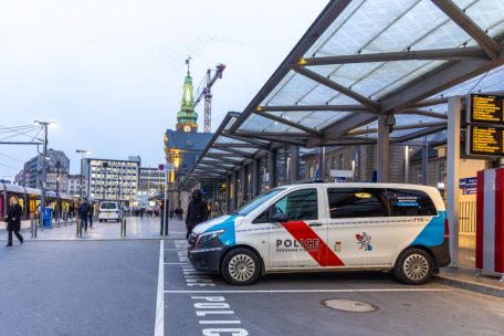 Medienbericht / Mutmaßliche Folter: Staatsanwaltschaft erhebt Anklage gegen vier Polizisten