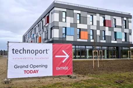 Luxemburg / 40 Millionen für den Automobilsektor – Spezialisierter Firmeninkubator in Bissen eingeweiht